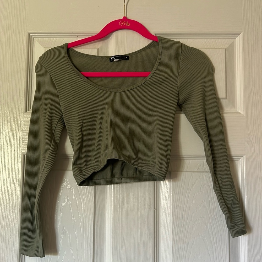 Green Ribbed Long Sleeve Crop Top